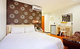 Green Park Commercial Hotel