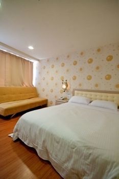 Green Park Commercial Hotel Tainan Extérieur photo